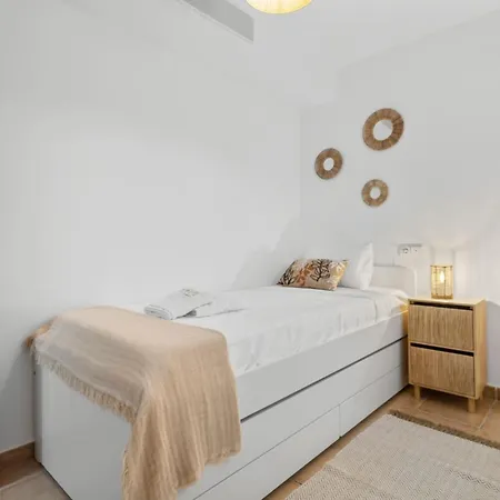 Montesol Апартаменти Торремолінос